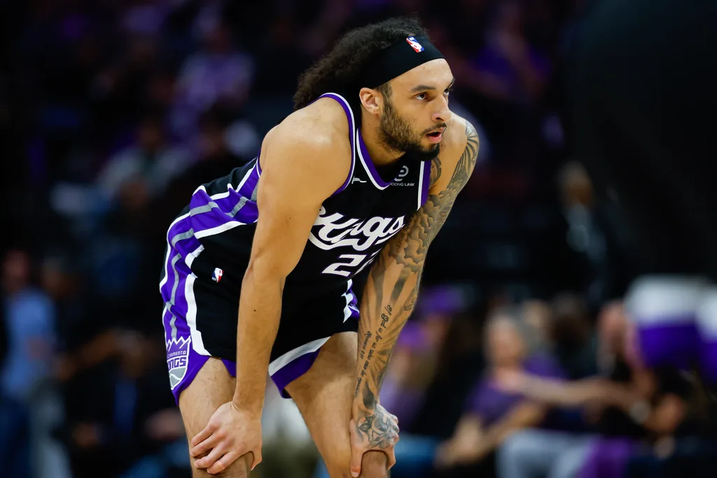 Mar 10, 2026; Sacramento, California, USA; Sacramento Kings guard Devin Carter (22) catches his breath during the third quarter against the Indiana Pacers at Golden 1 Center. Mandatory Credit: Sergio Estrada-Imagn Images