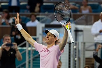 Mar 29, 2026; Miami Gardens, FL, USA; Jannik Sinner of Italy celebrates his victory over Jiri Lehecka of the Czech Republic in the final of the men’s singles at the Miami Open at the Hard Rock Stadium. Mandatory Credit: Mike Frey-Imagn Images