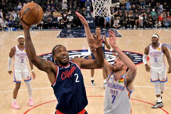 Apr 8, 2026; Inglewood, California, USA;  Oklahoma City Thunder center Chet Holmgren (7) defends a shot by Los Angeles Clippers forward Kawhi Leonard (2) in the first half at Intuit Dome. Mandatory Credit: Jayne Kamin-Oncea-Imagn Images