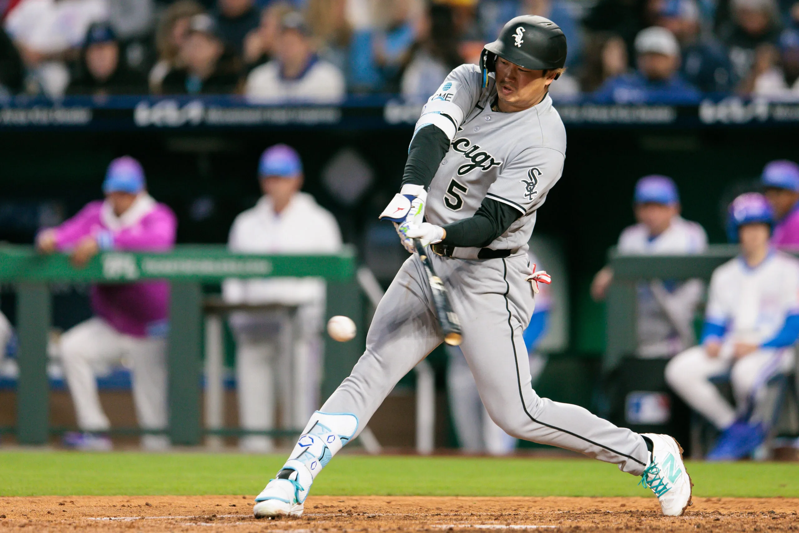 Apr 10, 2026; Kansas City, Missouri, USA; Chicago White Sox third baseman Munetaka Murakami (5) at bat during the sixth inning against the Kansas City Royals at Kauffman Stadium. Mandatory Credit: William Purnell-Imagn Images