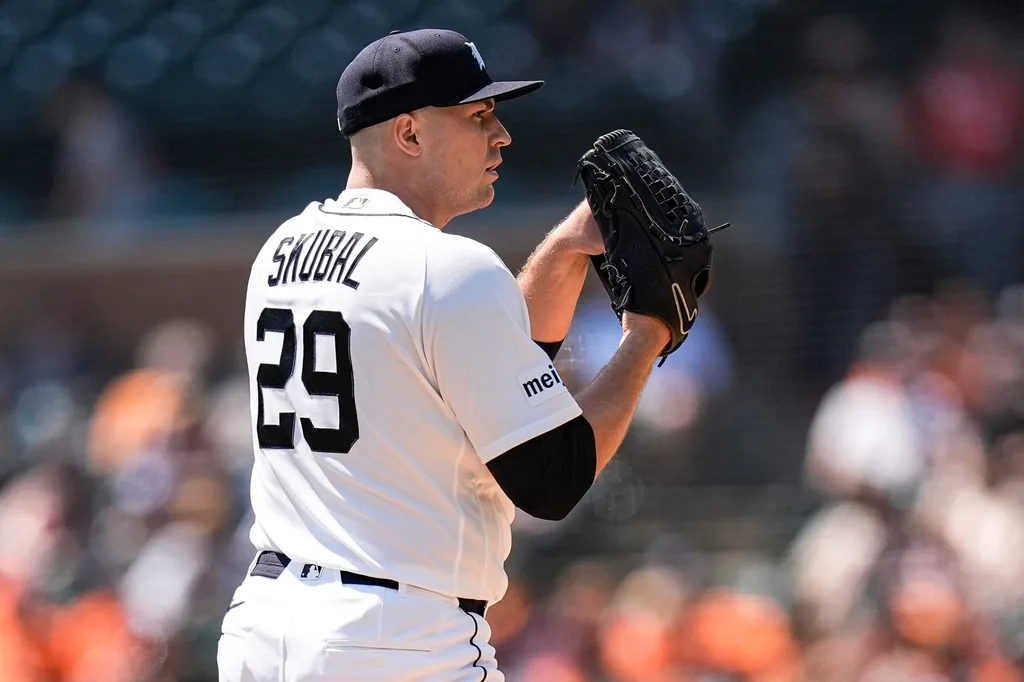 Detroit Tigers pitcher Tarik Skubal (29) throws against Milwaukee Brewers during the first inning at Comerica Park in Detroit on Thursday, April 23, 2026.