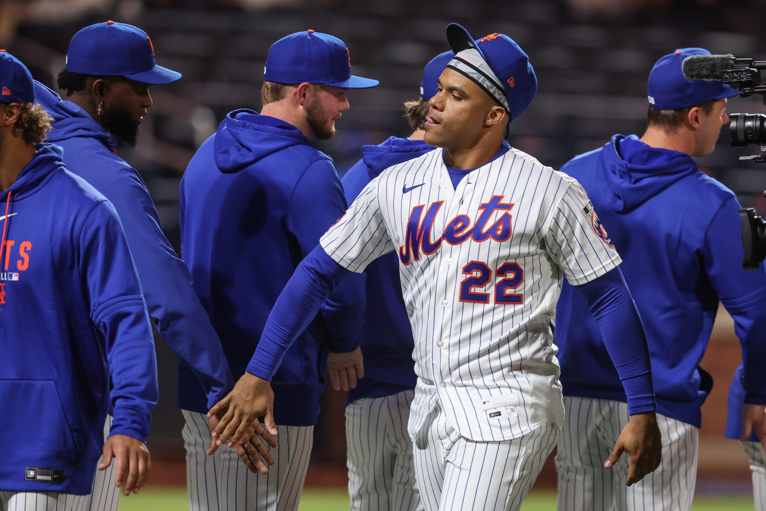 Apr 28, 2026; New York City, New York, USA;  New York Mets designated hitter Juan Soto (22) celebrates with his teammates after defeating the Washington Nationals 8-0 at Citi Field. Mandatory Credit: Wendell Cruz-Imagn Images