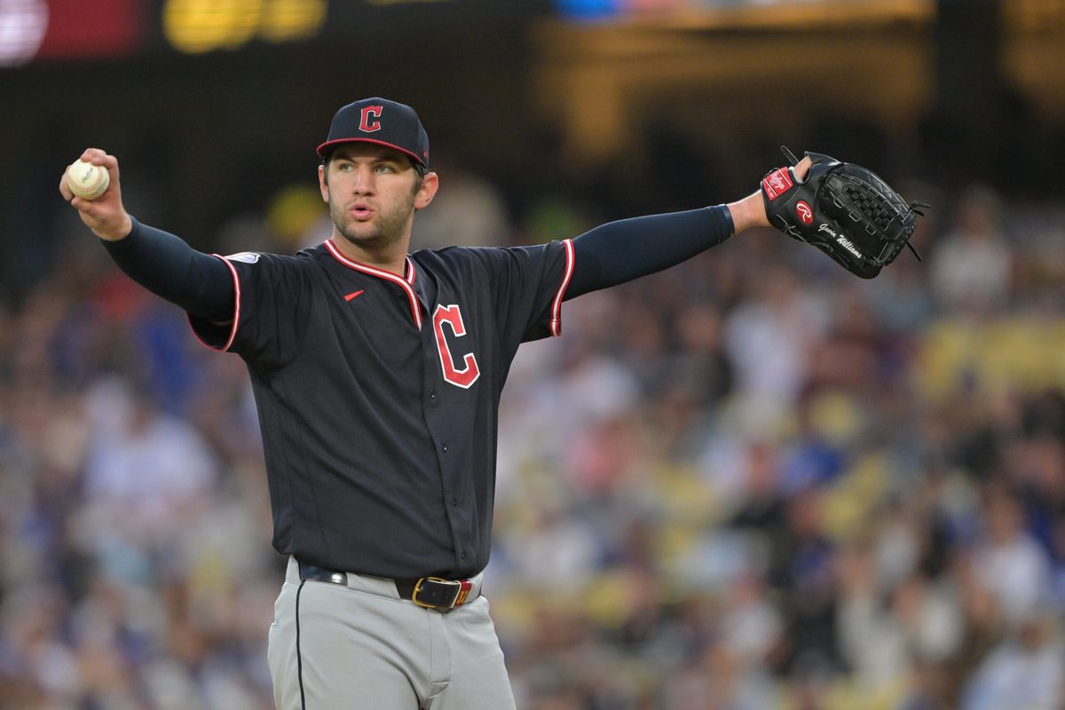 Apr 1, 2026; Los Angeles, California, USA;  Cleveland Guardians pitcher Gavin Williams (32) gets set on the mound in the seventh inning against the Los Angeles Dodgers at Dodger Stadium. Mandatory Credit: Jayne Kamin-Oncea-Imagn Images