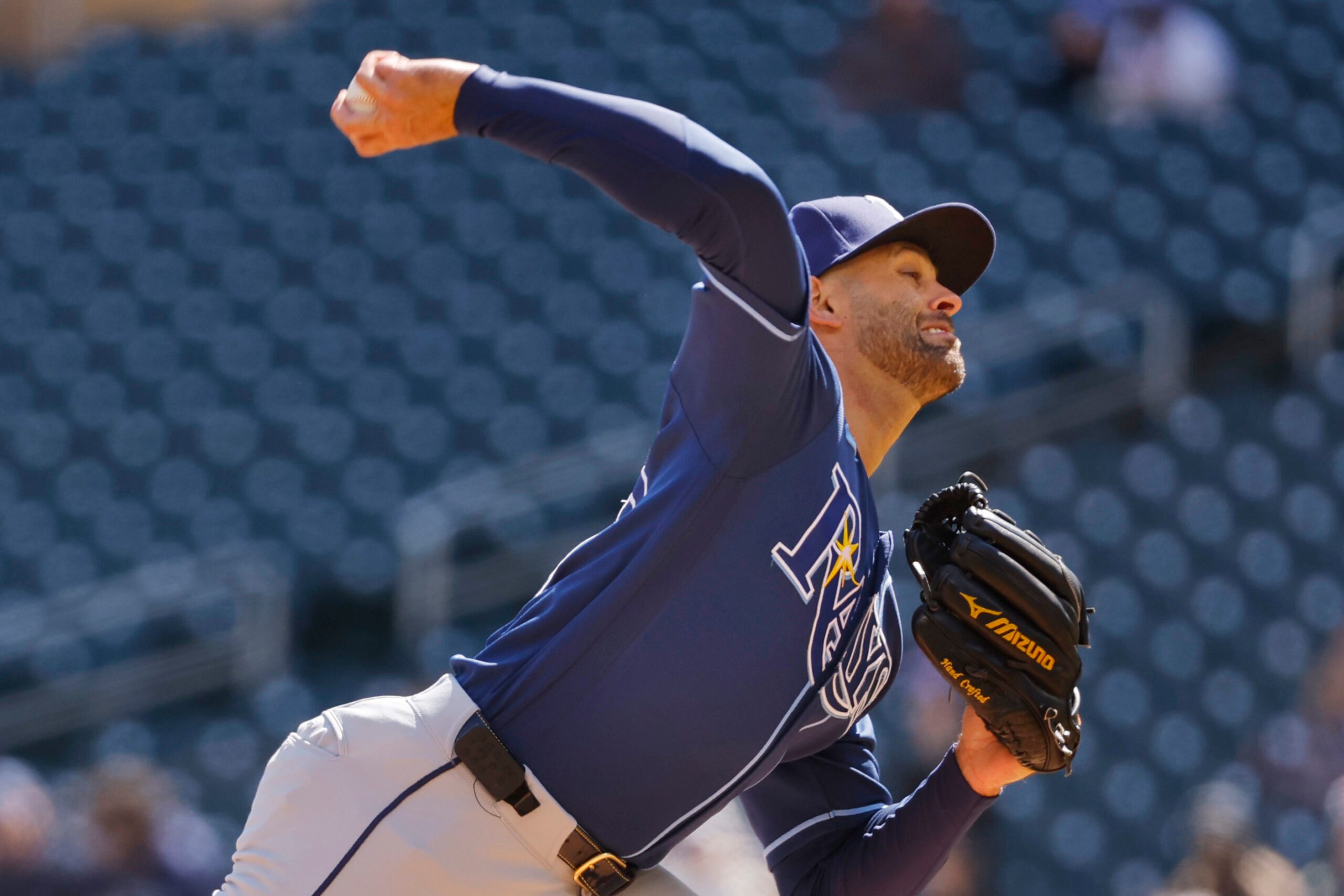Apr 5, 2026; Minneapolis, Minnesota, USA; Tampa Bay Rays starting pitcher Nick Martinez (28) throws to the Minnesota Twins in the second inning at Target Field. Mandatory Credit: Bruce Kluckhohn-Imagn Images
