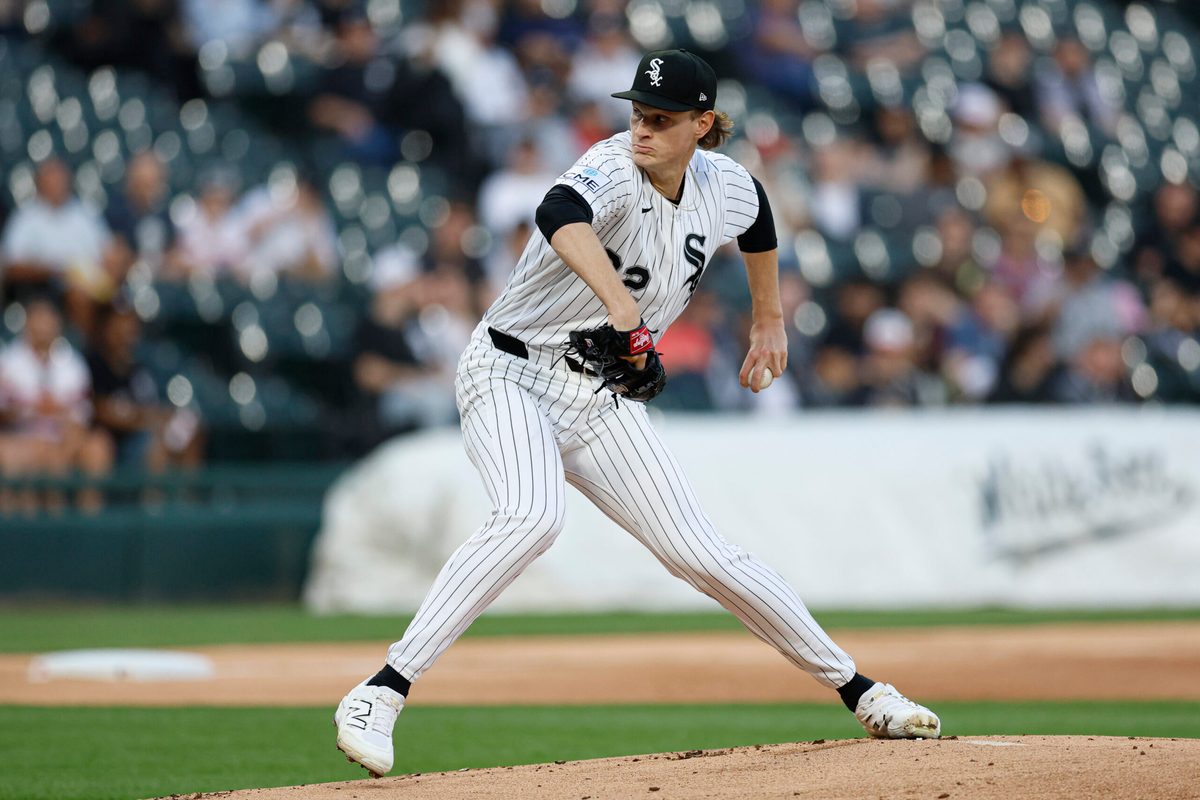Apr 14, 2026; Chicago, Illinois, USA; Chicago White Sox starting pitcher Noah Schultz (22) delivers a pitch against the Tampa Bay Rays during the first inning at Rate Field. Mandatory Credit: Kamil Krzaczynski-Imagn Images