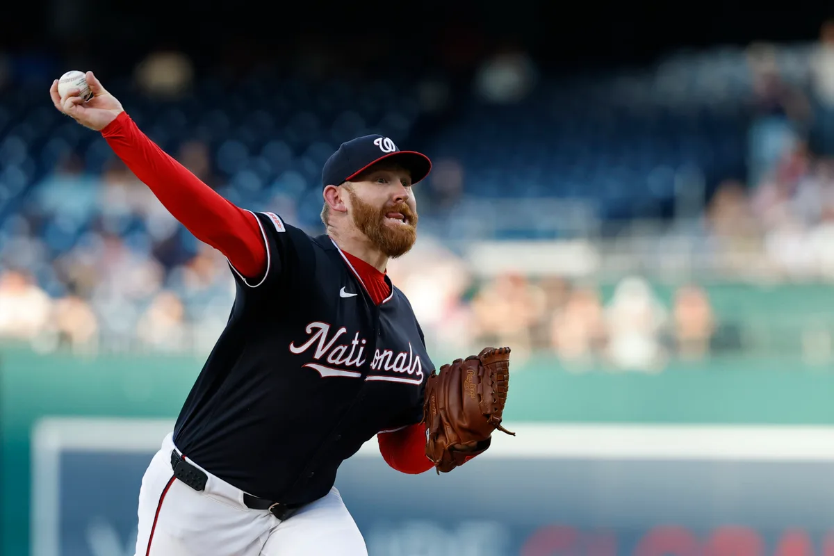 Apr 17, 2026; Washington, District of Columbia, USA; Washington Nationals starting pitcher Zack Littell (18) pitches against the San Francisco Giants during the twelfth inning at Nationals Park. Mandatory Credit: Geoff Burke-Imagn Images