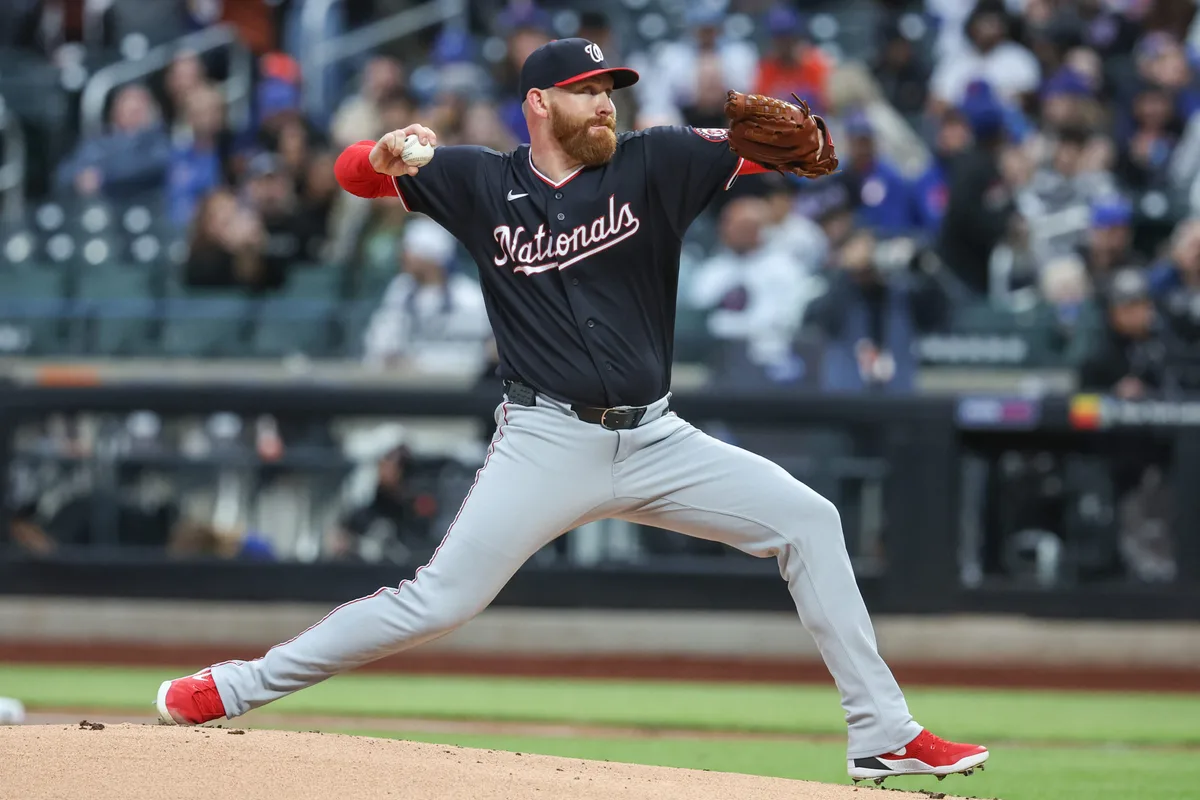 Apr 28, 2026; New York City, New York, USA; Washington Nationals starting pitcher Zack Littell (18) pitches in the first inning against the New York Mets at Citi Field. Mandatory Credit: Wendell Cruz-Imagn Images