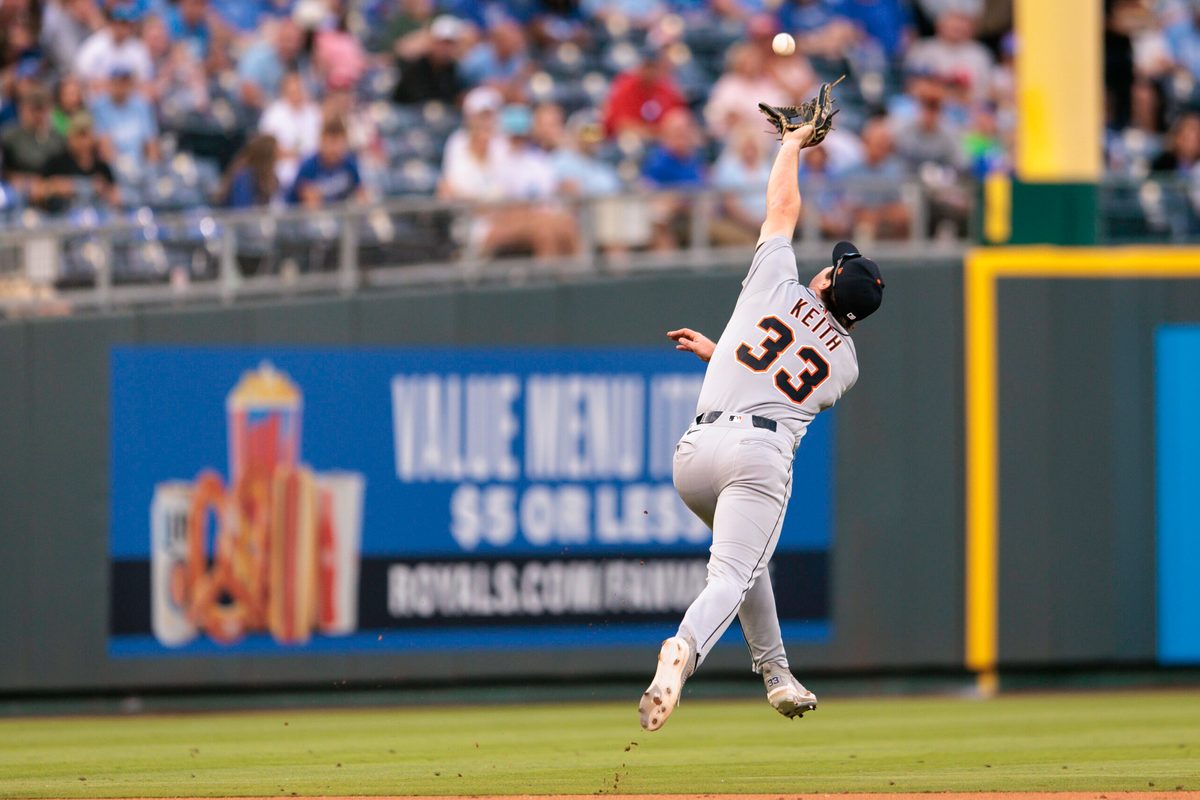 May 9, 2026; Kansas City, Missouri, USA; Detroit Tigers third baseman Colt Keith (33) reaches for a fly ball during the sixth inning against the Kansas City Royals at Kauffman Stadium. Mandatory Credit: William Purnell-Imagn Images