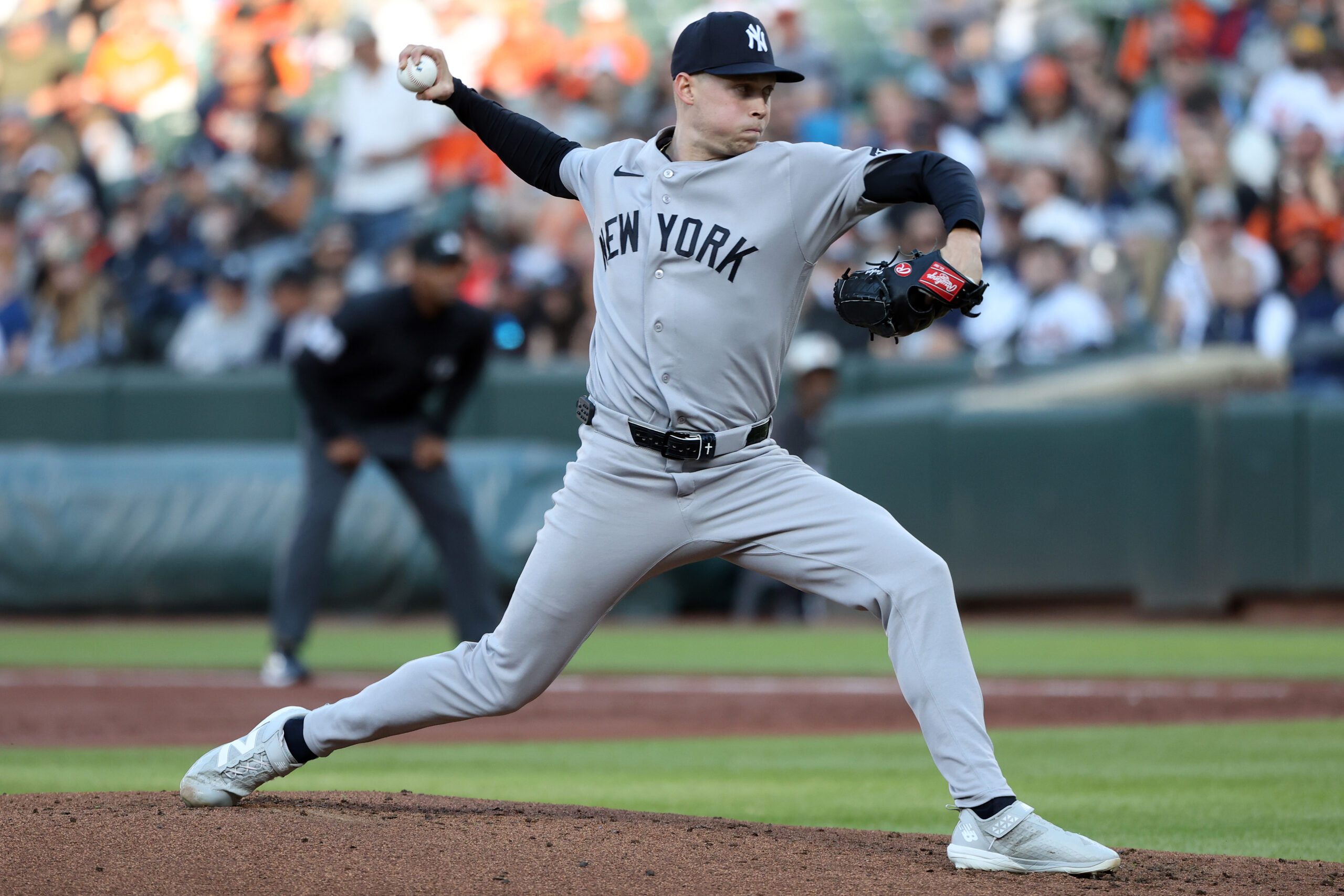 May 12, 2026; Baltimore, Maryland, USA; New York Yankees pitcher Will Warren (29) throws during the second  inning against the Baltimore Orioles at Oriole Park at Camden Yards. Mandatory Credit: Daniel Kucin Jr.-Imagn Images