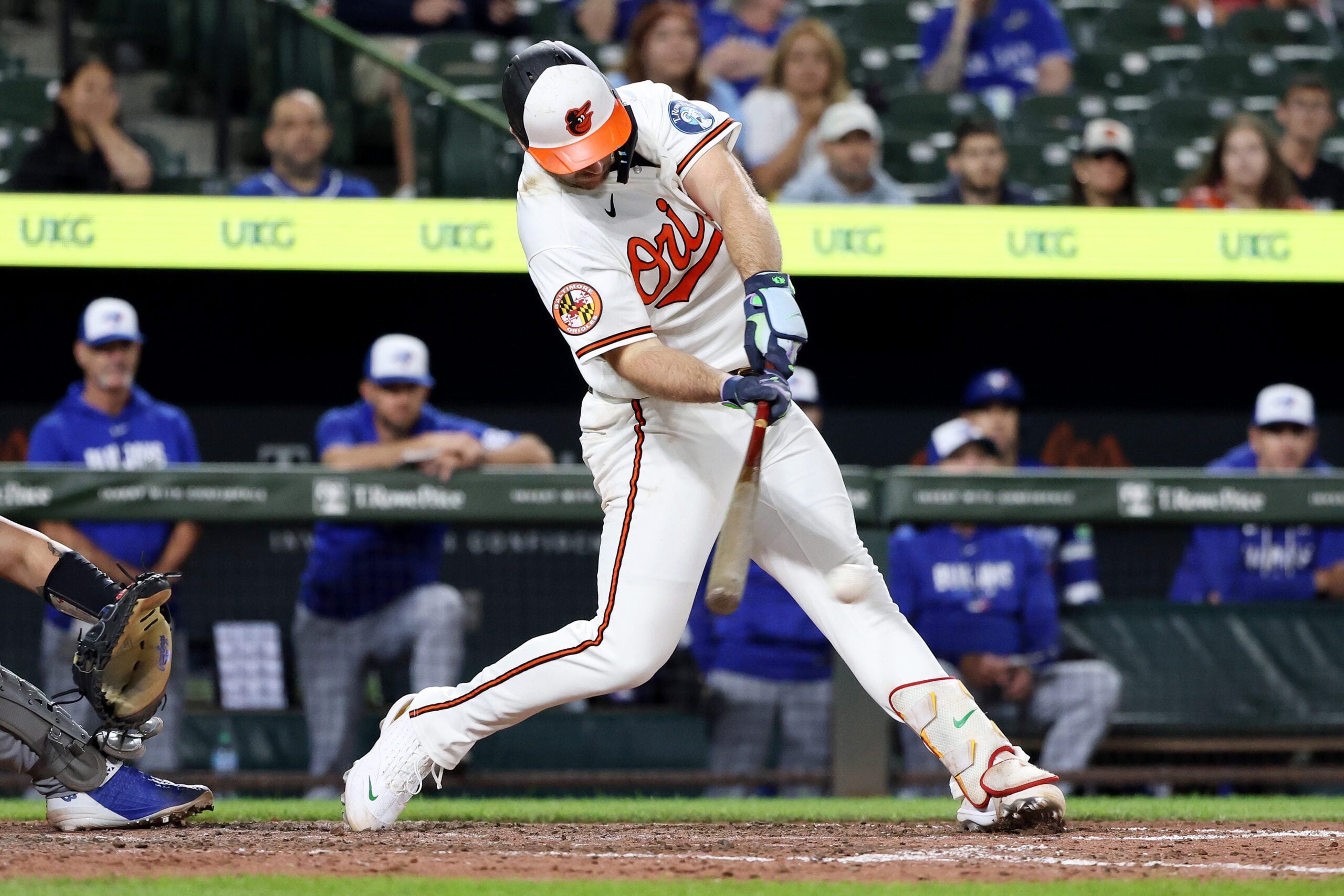 May 27, 2026; Baltimore, Maryland, USA; Baltimore Orioles first baseman Pete Alonso (25) hits a single during the eighth inning against the Toronto Blue Jays at Oriole Park at Camden Yards. Mandatory Credit: Daniel Kucin Jr.-Imagn Images