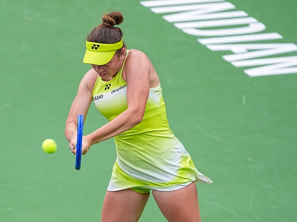 Linda Noskova hits to Aryna Sabalenka during their semifinal match at the BNP Paribas Open in Indian Wells, Calif., Friday, March 13, 2026.