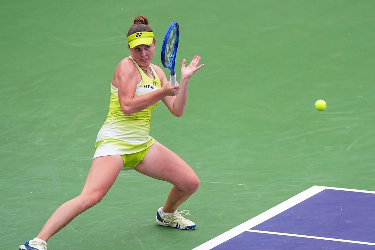 Linda Noskova hits to Aryna Sabalenka during their semifinal match at the BNP Paribas Open in Indian Wells, Calif., Friday, March 13, 2026.