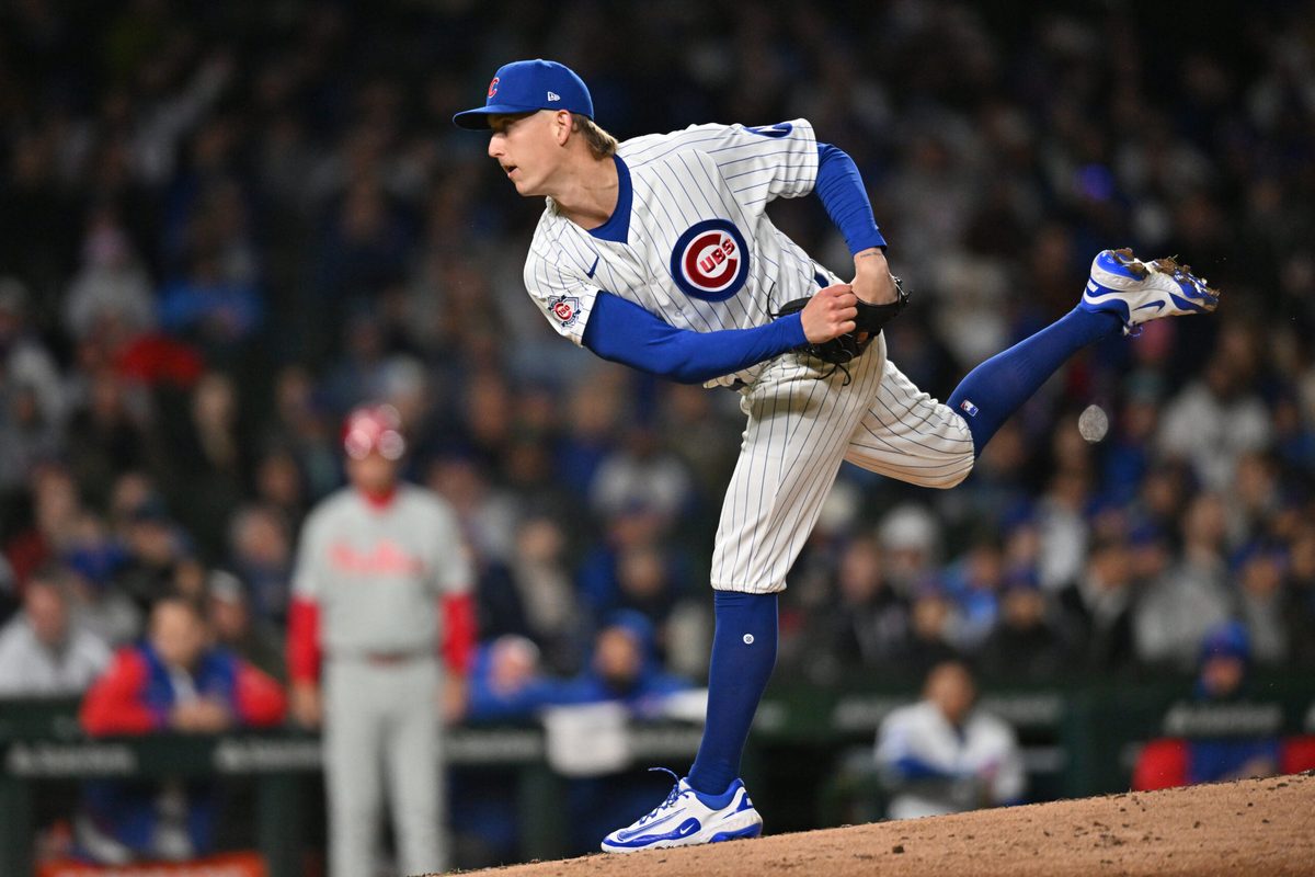 Apr 22, 2026; Chicago, Illinois, USA; Chicago Cubs pitcher Ben Brown (32) pitches against the Philadelphia Phillies during the fifth inning at Wrigley Field. Mandatory Credit: Patrick Gorski-Imagn Images