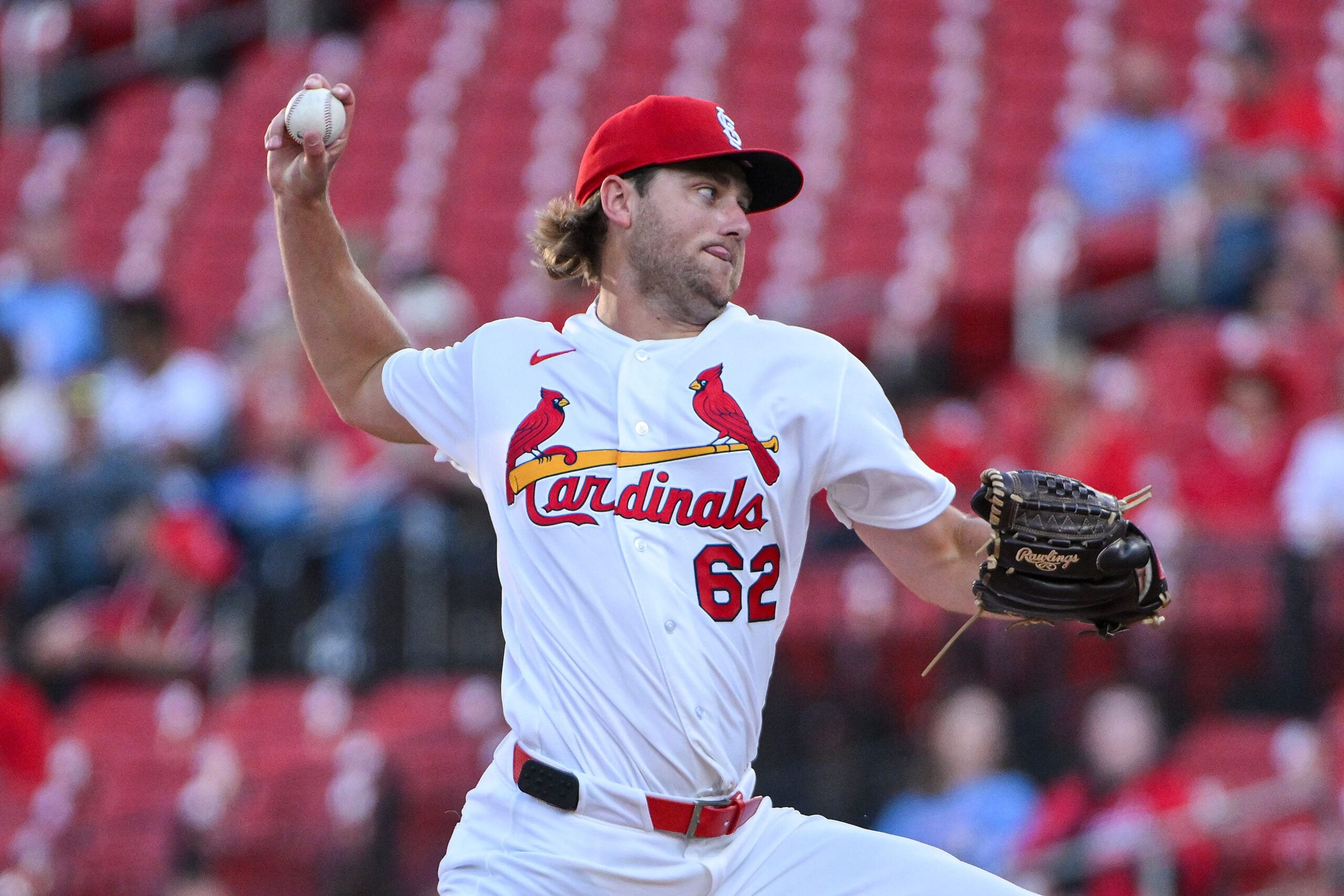 May 4, 2026; St. Louis, Missouri, USA;  St. Louis Cardinals starting pitcher Kyle Leahy (62) pitches against the Milwaukee Brewers during the first inning at Busch Stadium. Mandatory Credit: Jeff Curry-Imagn Images