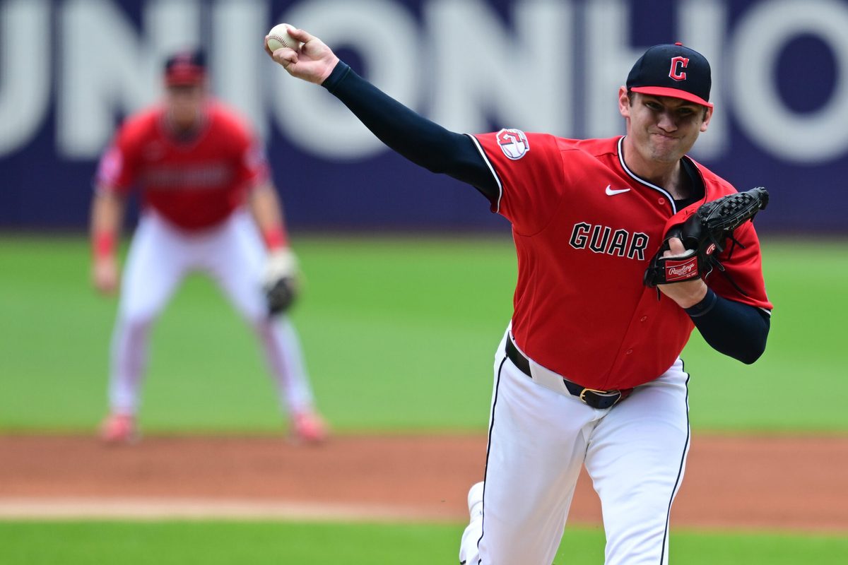 May 27, 2026; Cleveland, Ohio, USA; Cleveland Guardians starting pitcher Gavin Williams (32) throws a pitch during the first inning against the Washington Nationals at Progressive Field. Mandatory Credit: David Dermer-Imagn Images