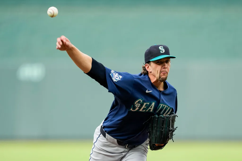 May 22, 2026; Kansas City, Missouri, USA; Seattle Mariners pitcher Logan Gilbert (36) pitches during the first inning against the Kansas City Royals at Kauffman Stadium. Mandatory Credit: Jay Biggerstaff-Imagn Images