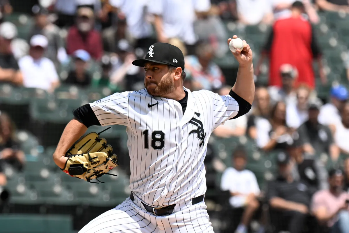 May 30, 2026; Chicago, Illinois, USA; Chicago White Sox pitcher Anthony Kay (18) delivers the ball during the first inning against the Detroit Tigers at Rate Field. Mandatory Credit: Matt Marton-Imagn Images