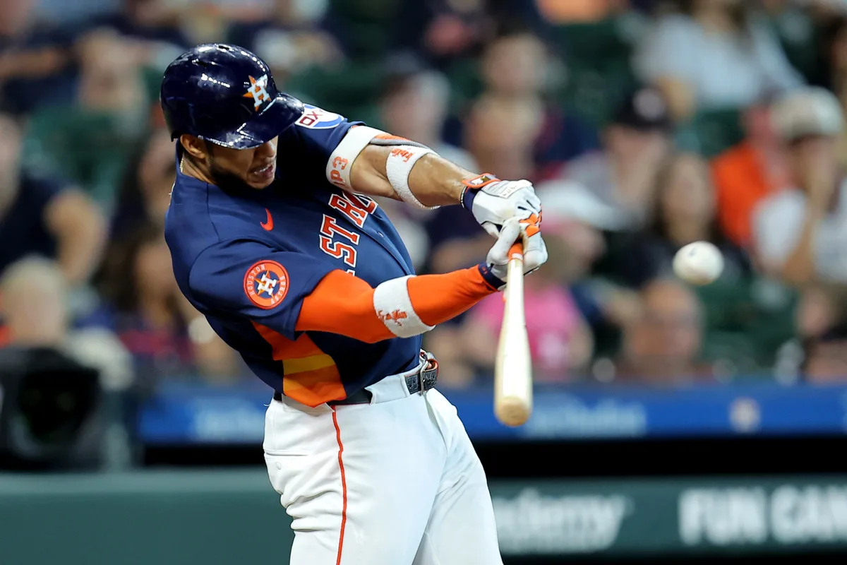 May 31, 2026; Houston, Texas, USA; Houston Astros shortstop Jeremy Peña (3) hits a single against the Milwaukee Brewers during the third inning at Daikin Park. Mandatory Credit: Erik Williams-Imagn Images