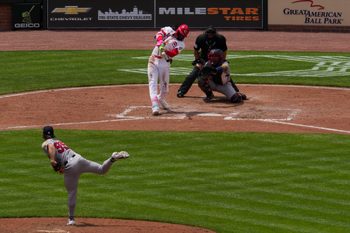 May 31, 2026; Cincinnati, Ohio, USA;  Cincinnati Reds shortstop Elly de la Cruz (44) singles against Atlanta Braves pitcher Spencer Strider (99) in the fifth inning at Great American Ball Park. Mandatory Credit: Aaron Doster-Imagn Images