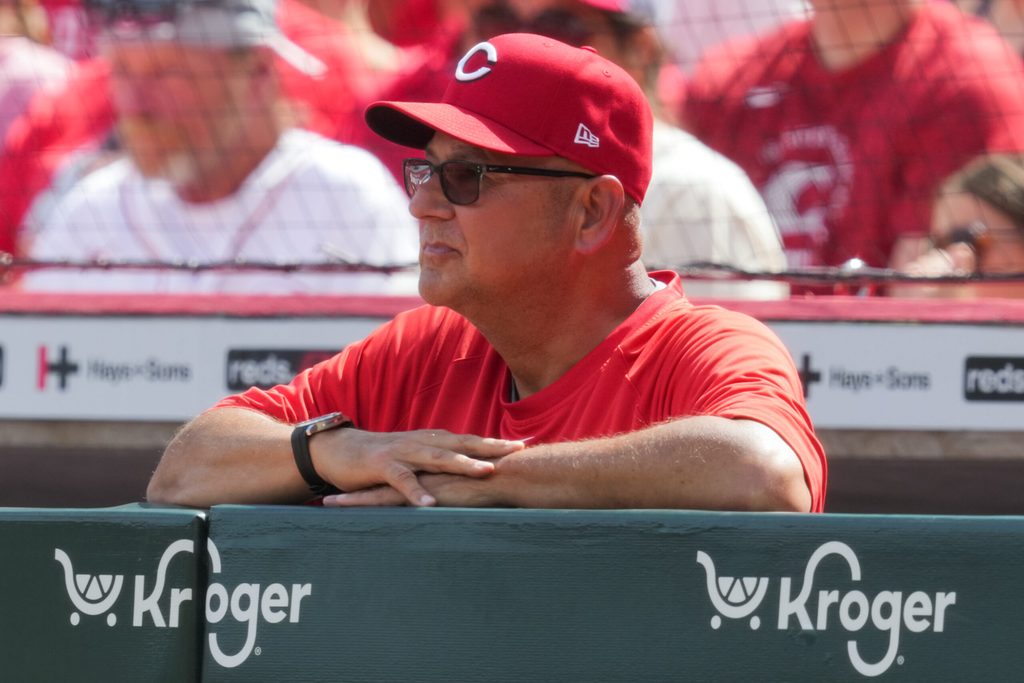 May 31, 2026; Cincinnati, Ohio, USA; Cincinnati Reds manager Terry Francona (77) watches from the dugout during the game against the Atlanta Braves at Great American Ball Park. Mandatory Credit: Aaron Doster-Imagn Images