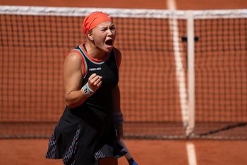 Jun 1, 2026; Paris, France;  Diana Shnaider reacts during her match against Madison Keys of the United States on day nine at Stade Roland Garros. Mandatory Credit: Susan Mullane-Imagn Images