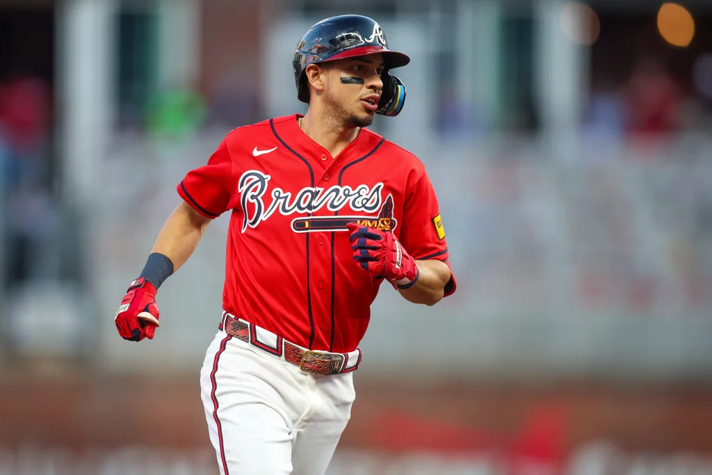 Jun 5, 2026; Atlanta, Georgia, USA; Atlanta Braves shortstop Mauricio Dubon (14) runs the bases after a two-run home run against the Pittsburgh Pirates in the third inning at Truist Park. Mandatory Credit: Brett Davis-Imagn Images