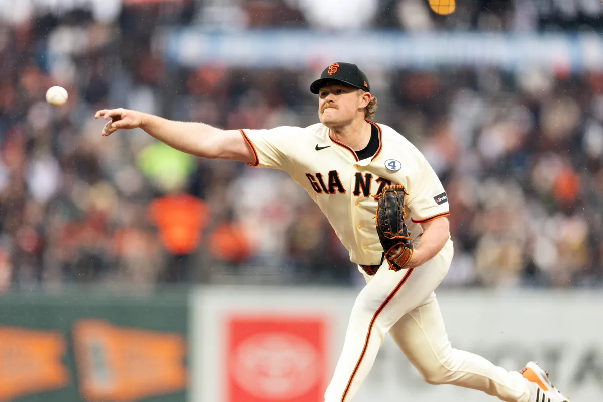 Jun 8, 2026; San Francisco, California, USA; San Francisco Giants starting pitcher Logan Webb (62) delivers a pitch against the Washington Nationals during the third inning at Oracle Park. Mandatory Credit: D. Ross Cameron-Imagn Images