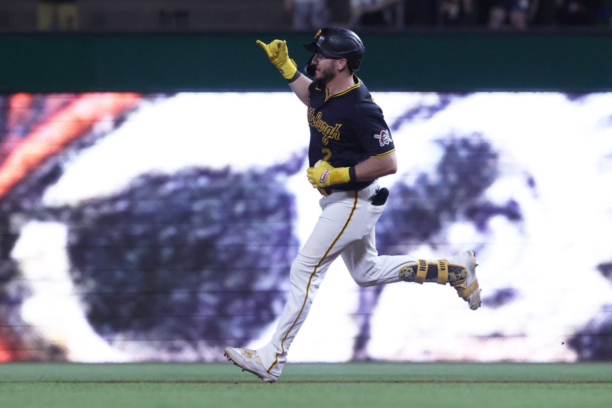 Jun 10, 2026; Pittsburgh, Pennsylvania, USA;  Pittsburgh Pirates first baseman Spencer Horwitz (2) circles the bases on a solo home run against the Los Angeles Dodgers during the eighth inning at PNC Park. Mandatory Credit: Charles LeClaire-Imagn Images