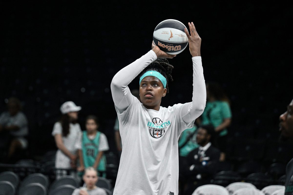Jun 14, 2026; Brooklyn, New York, USA; New York Liberty center Jonquel Jones (35) warms up before a game against the Washington Mystics at Barclays Center. Mandatory Credit: John Jones-Imagn Images