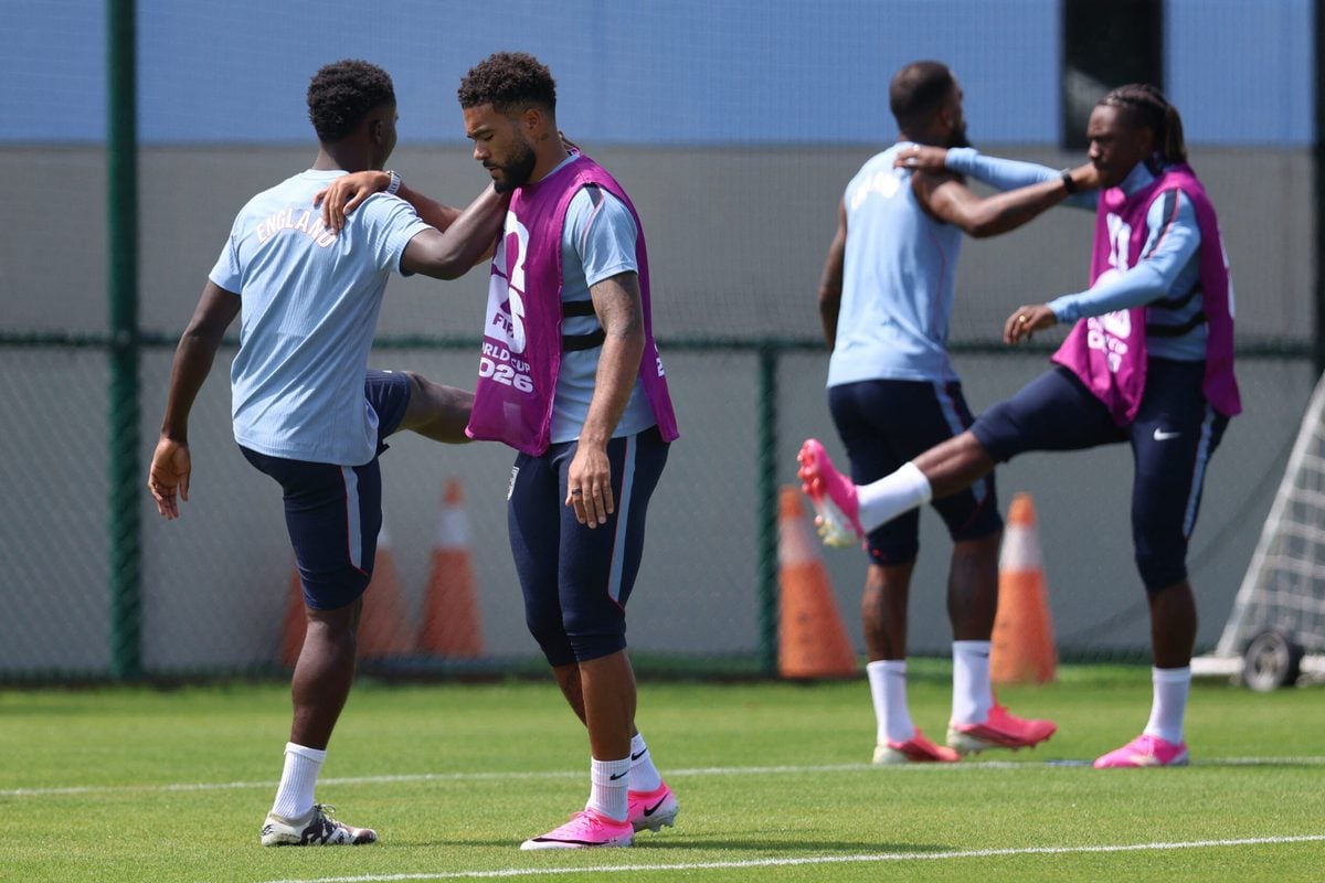 June 16, 2026; Kansas City, Missouri, U.S.; England's Reece James, Bukayo Saka and teammates during training. Mandatory Credit: Kylie Graham-Imagn Images