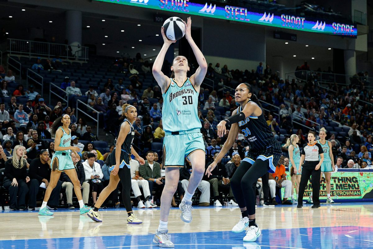 Jun 17, 2026; Chicago, Illinois, USA; New York Liberty forward Breanna Stewart (30) shoots against the Chicago Sky during the second half at Wintrust Arena. Mandatory Credit: Kamil Krzaczynski-Imagn Images