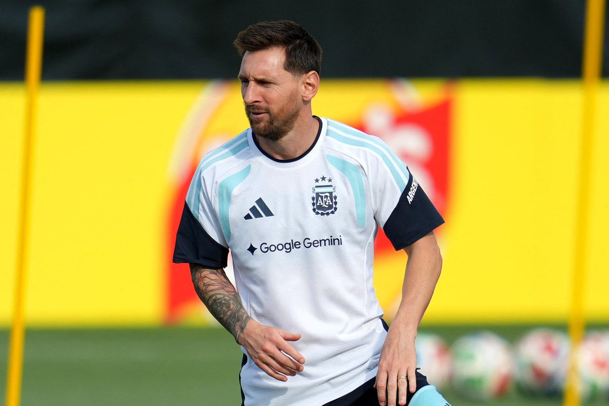 June 18, 2026; Kansas City, Kansas, U.S.; Argentina's Lionel Messi during training. Mandatory Credit: Jay Biggerstaff-Imagn Images