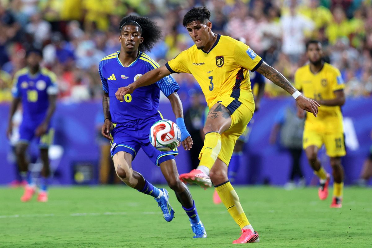 June 20, 2026; Kansas City, Missouri, U.S.; Ecuador defender Piero Hincapie (3) in action with Curacao forward Jearl Margaritha (16).  Mandatory Credit: Kylie Graham-Imagn Images