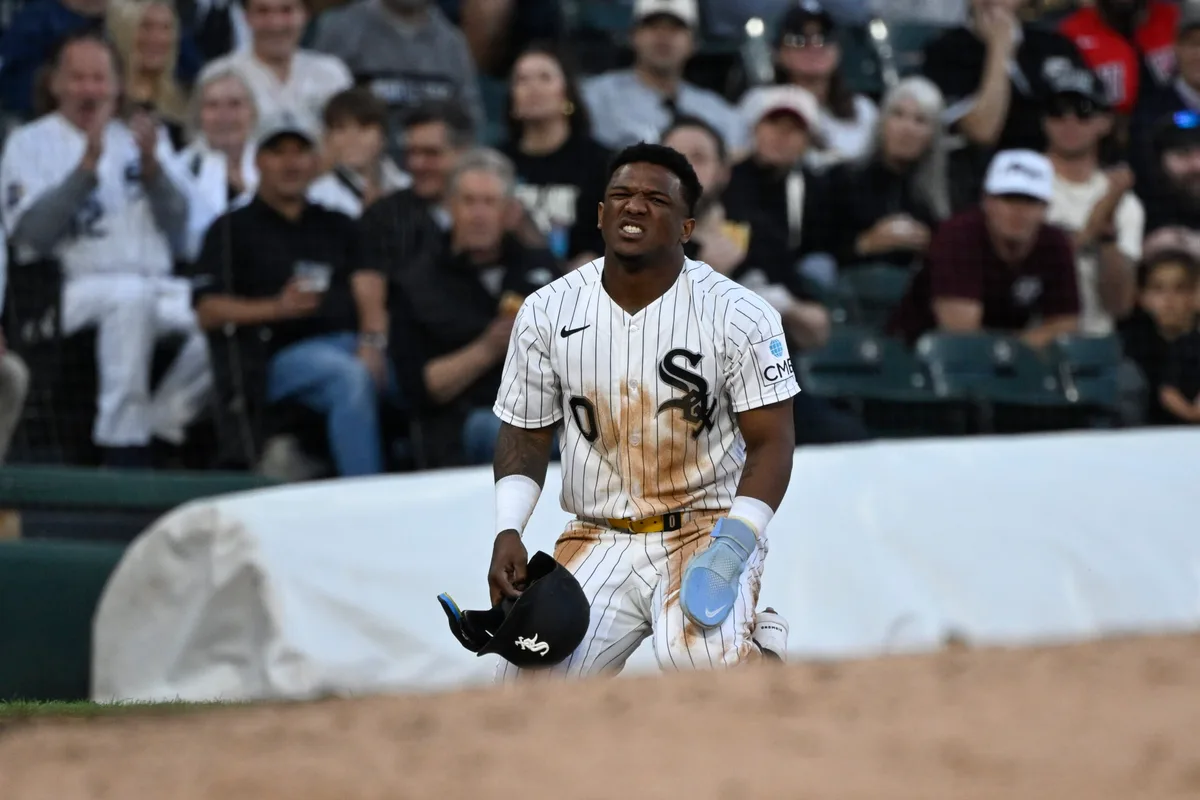 Jun 23, 2026; Chicago, Illinois, USA; Chicago White Sox center fielder Luisangel Acuña (0) grimaces after advancing to third base during the fifth inning against the Cleveland Guardians at Rate Field. Mandatory Credit: Matt Marton-Imagn Images