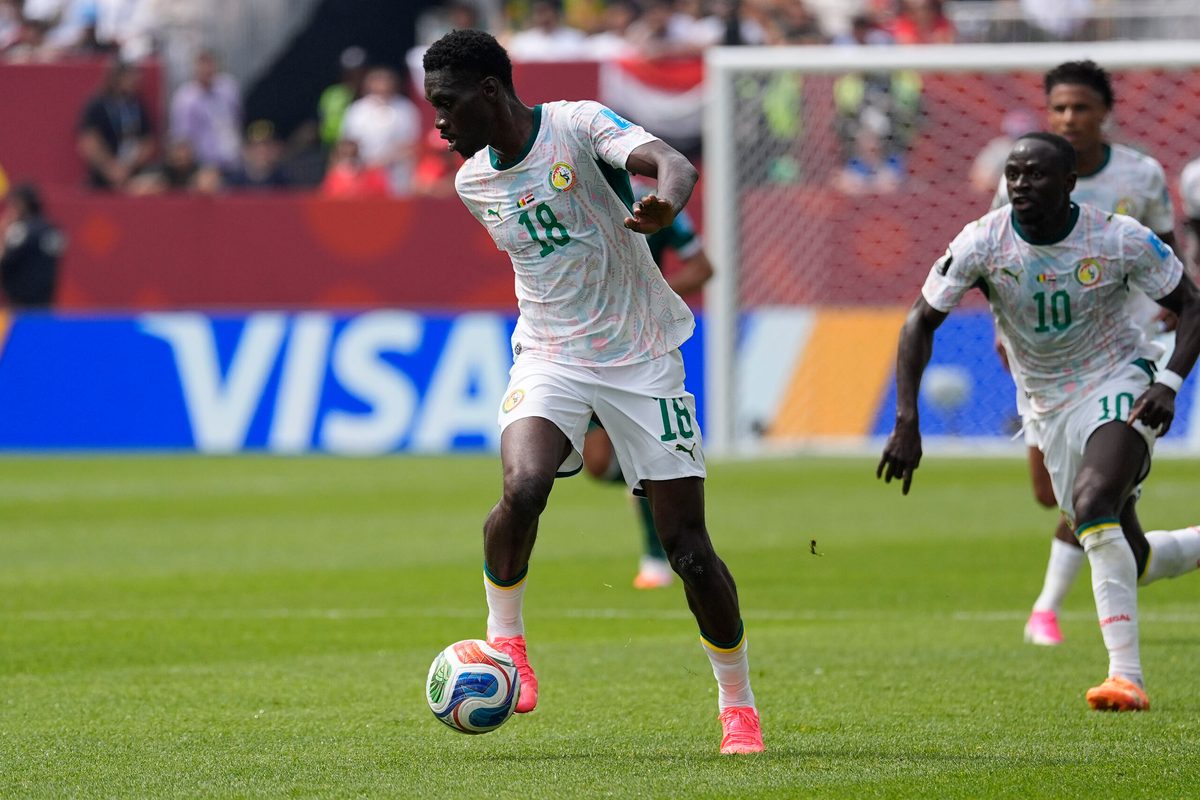 Jun 26, 2026; Toronto, Ontario, CAN; Senegal forward Ismaïla Sarr (18) dribbles the ball against Iraq during a Group I match in the 2026 FIFA World Cup at Toronto Stadium. Mandatory Credit: John E. Sokolowski-Imagn Images