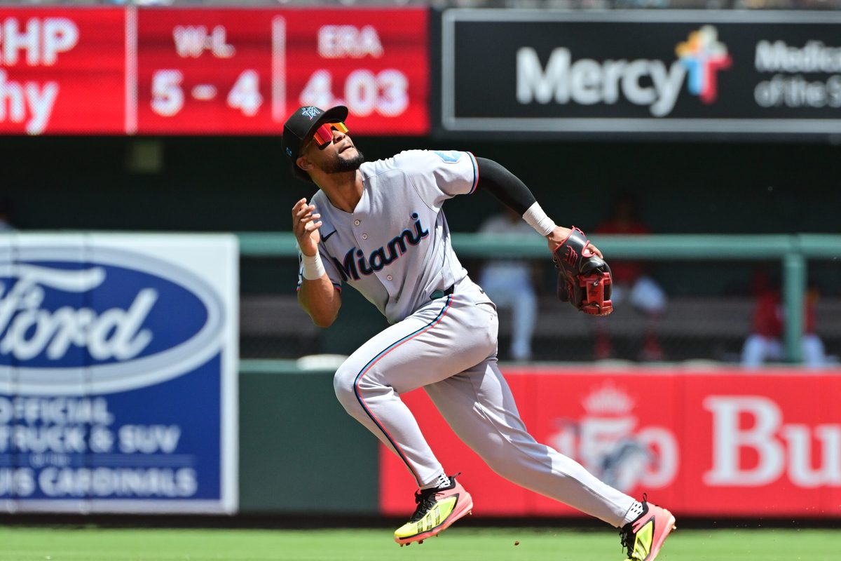 Jun 28, 2026; St. Louis, Missouri, USA; Miami Marlins shortstop Otto Lopez (6) runs to the outfield for a St. Louis Cardinals fly ball at Busch Stadium. Mandatory Credit: Tim Vizer-Imagn Images