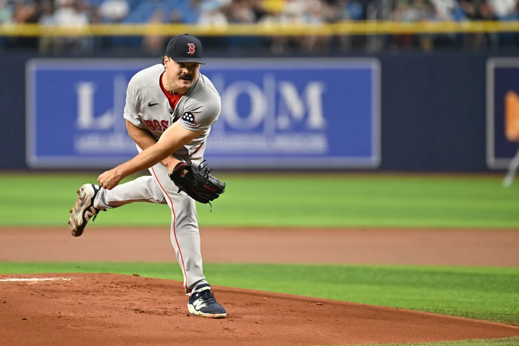 Jun 9, 2026; St. Petersburg, Florida, USA; Boston Red Sox starting pitcher Payton Tolle (70) throws a pitch in the first inning against the Tampa Bay Rays at Tropicana Field. Mandatory Credit: Jonathan Dyer-Imagn Images