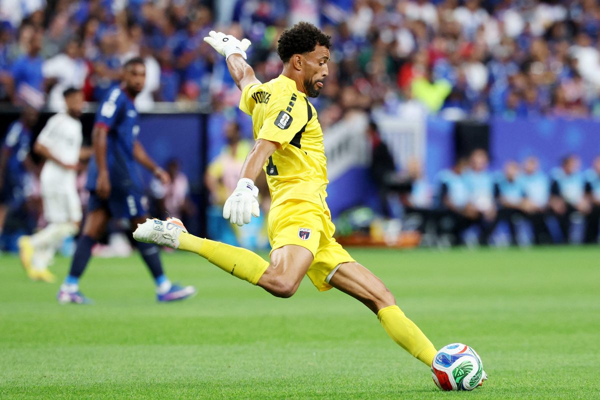 June 26, 2026; Houston, Texas, U.S.; Cape Verde's Vozinha in action. Mandatory Credit: Troy Taormina-Imagn Images