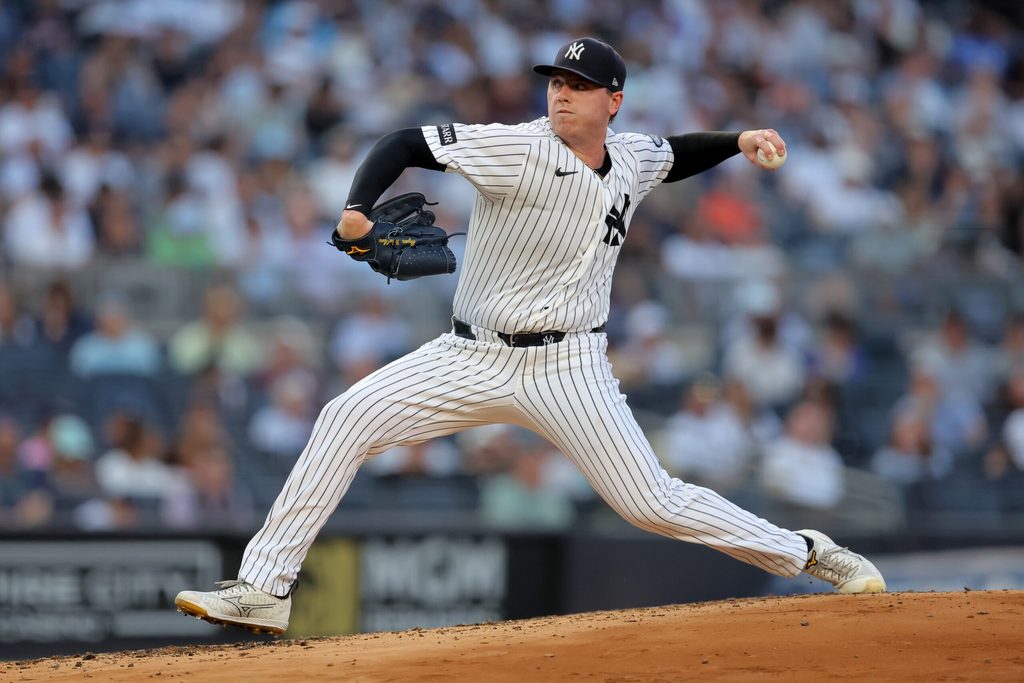 Jun 29, 2026; Bronx, New York, USA; New York Yankees starting pitcher Ryan Weathers (40) pitches against the Detroit Tigers during the second inning at Yankee Stadium. Mandatory Credit: Brad Penner-Imagn Images