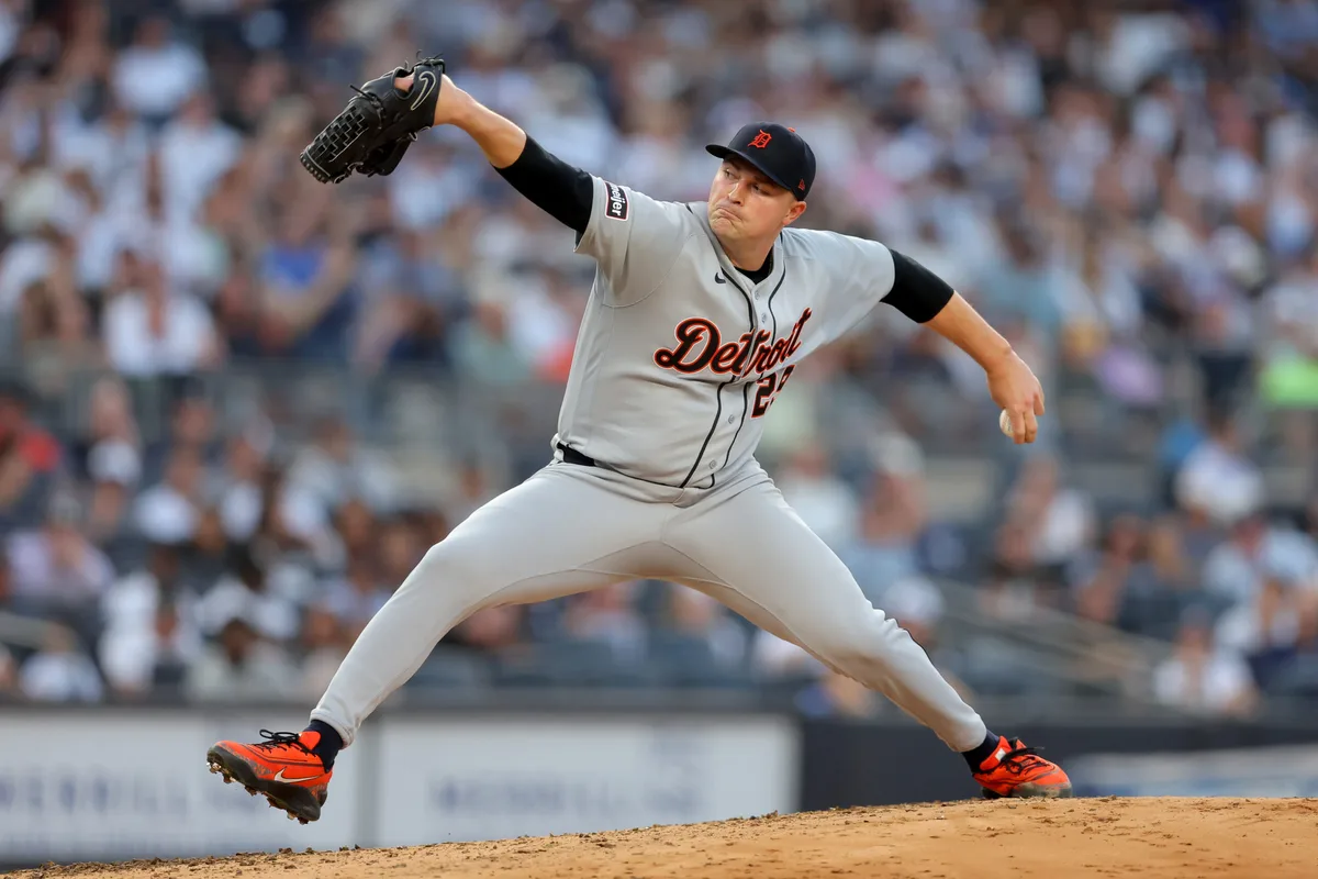 Jun 30, 2026; Bronx, New York, USA; Detroit Tigers starting pitcher Tarik Skubal (29) pitches against the New York Yankees during the second inning at Yankee Stadium. Mandatory Credit: Brad Penner-Imagn Images
