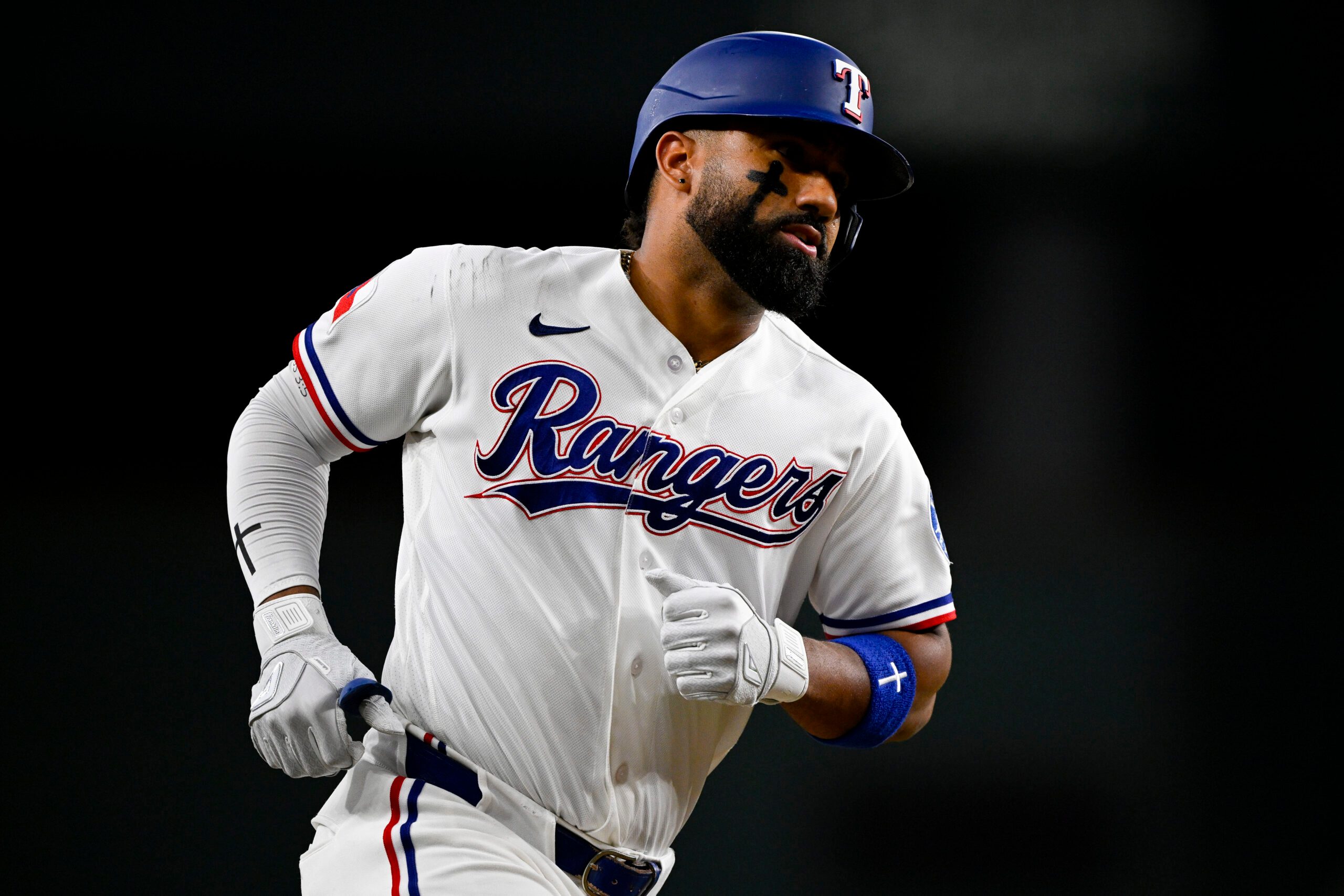 Jul 9, 2026; Arlington, Texas, USA; Texas Rangers shortstop Ezequiel Duran (20) rounds the bases after he hits a two run home run against the Los Angeles Angels during the third inning at Globe Life Field. Mandatory Credit: Jerome Miron-Imagn Images