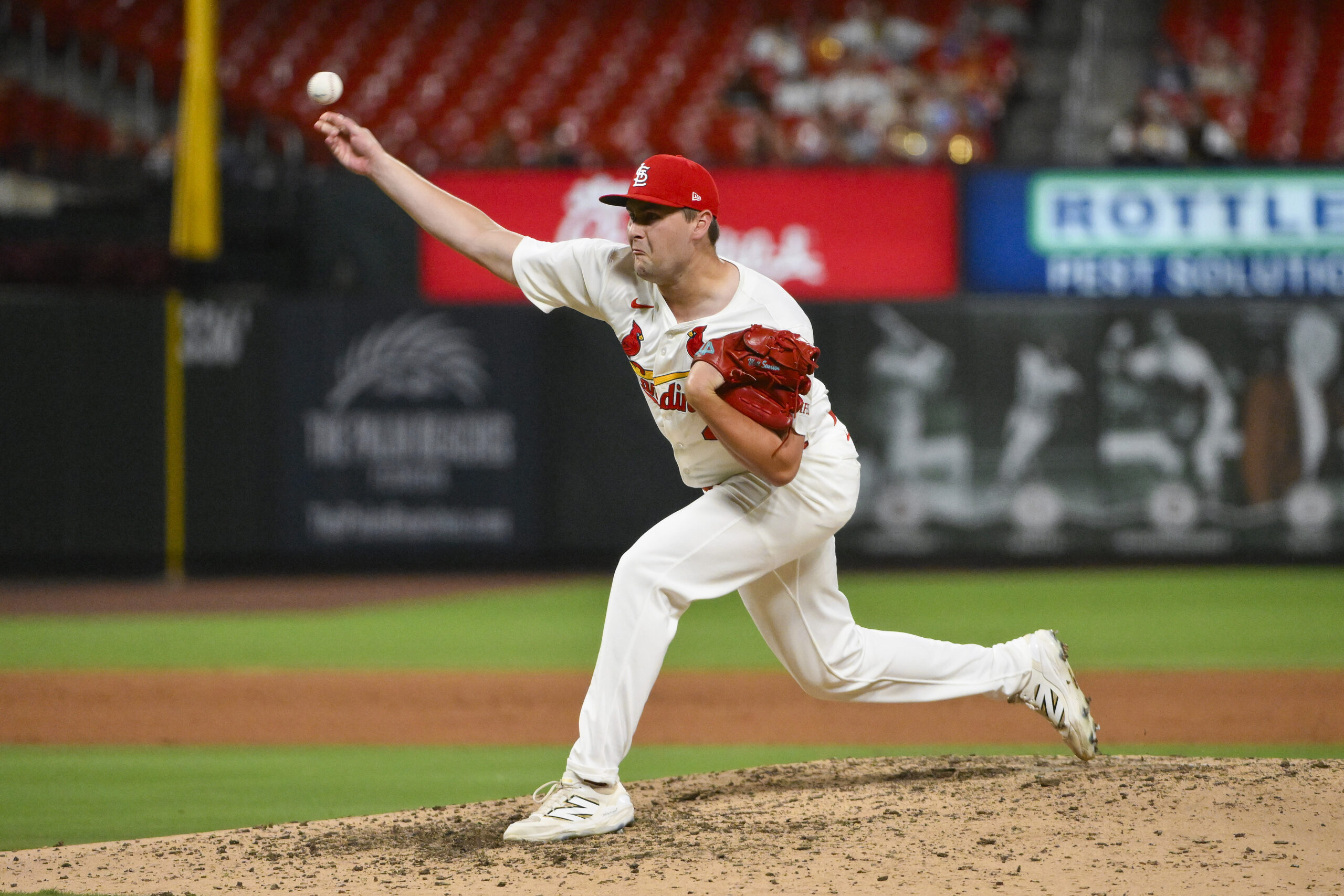 Jul 9, 2025; St. Louis, Missouri, USA; St. Louis Cardinals relief pitcher Matt Svanson (49) pitches against the Washington Nationals during the eighth inning at Busch Stadium. Mandatory Credit: Jeff Curry-Imagn Images