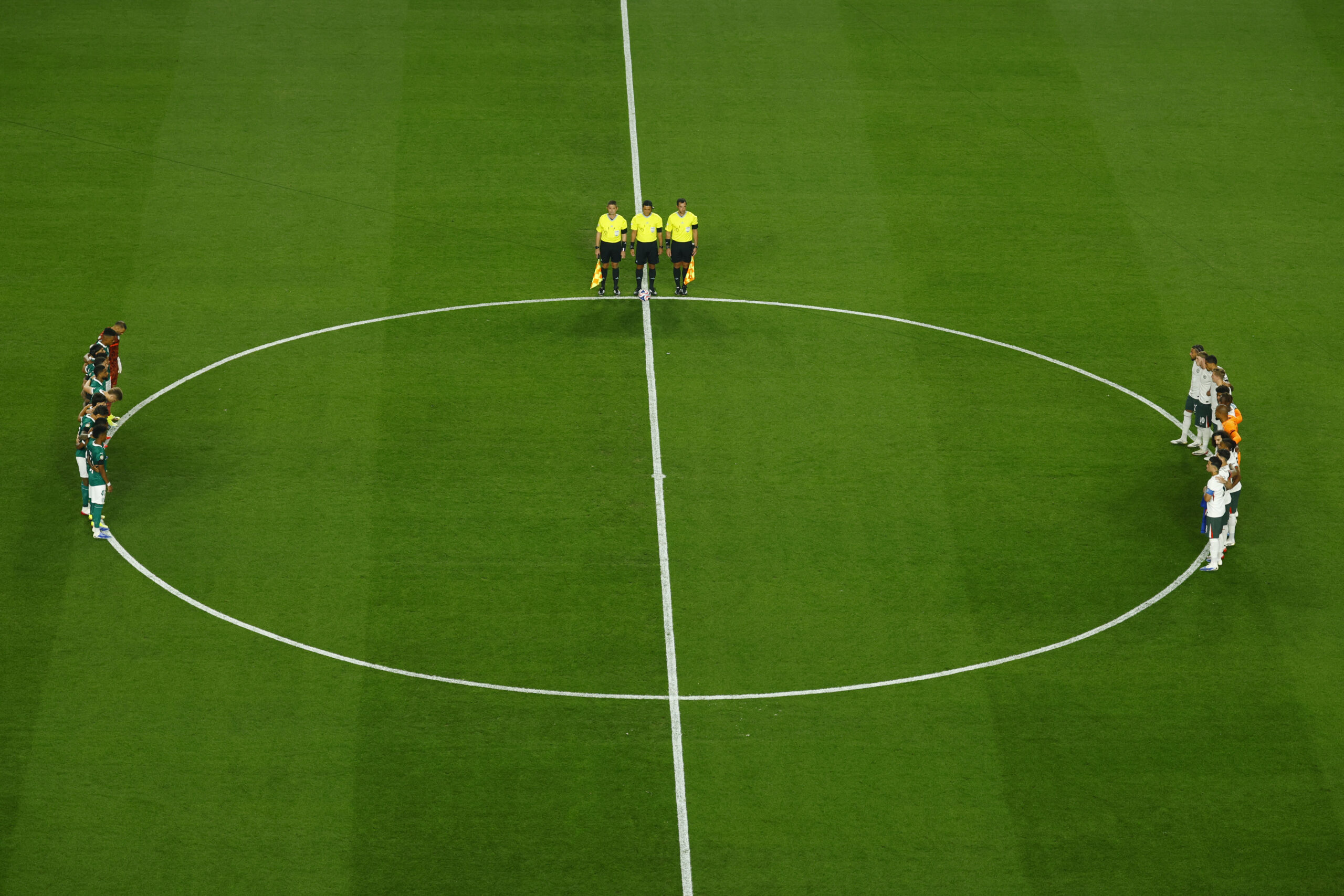 [Subscription Customers Only] Jul 4, 2025; Philadelphia, Pennsylvania, USA; The players and officials stand during a minutes silence in tribute to Liverpool forward Diogo Jota and his brother Andre Silva before a quarterfinal match of the 2025 FIFA Club World Cup at Lincoln Financial Field. Mandatory Credit: Susana Vera-Reuters via Imagn Images