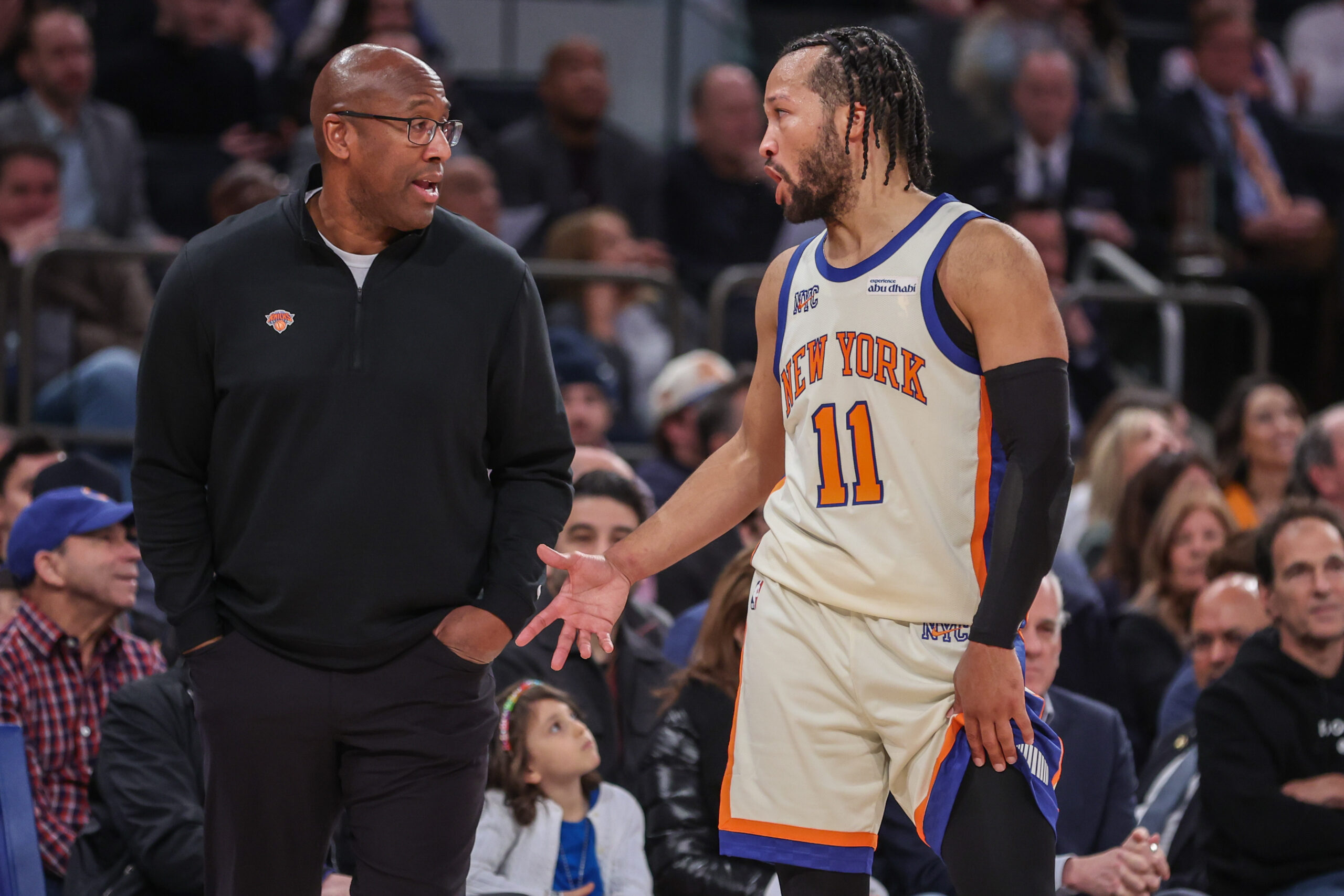 Dec 7, 2025; New York, New York, USA; New York Knicks head coach Mike Brown talks wth guard Jalen Brunson (11) in the fourth quarter against the Orlando Magic at Madison Square Garden. Mandatory Credit: Wendell Cruz-Imagn Images