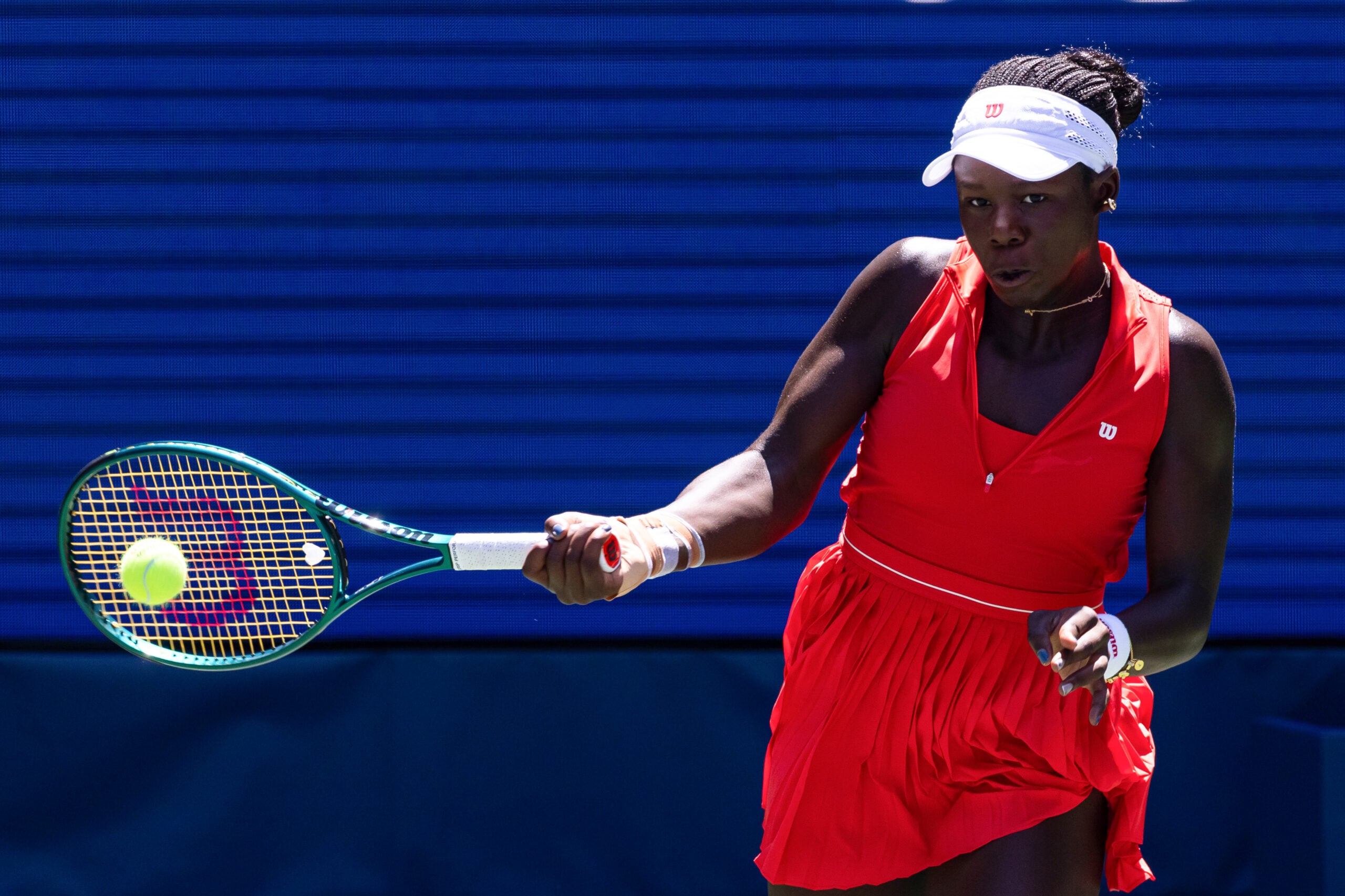 Aug 25, 2025; Flushing, NY, USA; Victoria Mboko of Canada in action against Barbora Krejcikova of Czech Republic in the first round of the women’s singles at the US Open at Louis Armstrong Stadium in Billie Jean King National Tennis Centre. Mandatory Credit: Mike Frey-Imagn Images