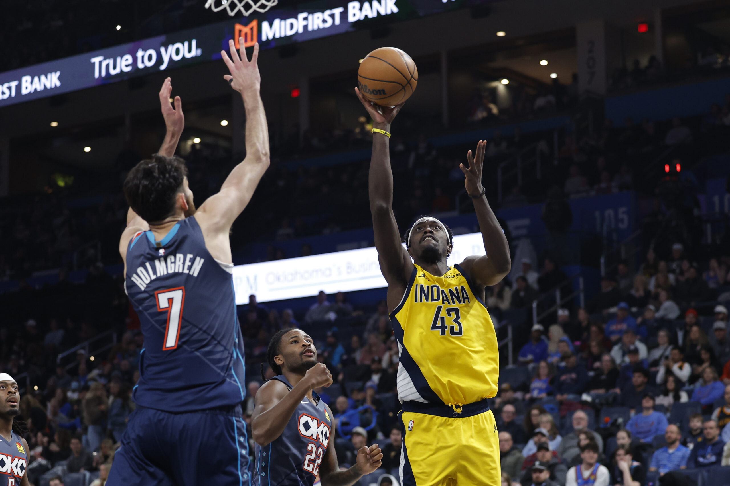 Jan 23, 2026; Oklahoma City, Oklahoma, USA; Indiana Pacers forward Pascal Siakam (43) shoots as Oklahoma City Thunder center/forward Chet Holmgren (7) defends during the second half at Paycom Center. Mandatory Credit: Alonzo Adams-Imagn Images