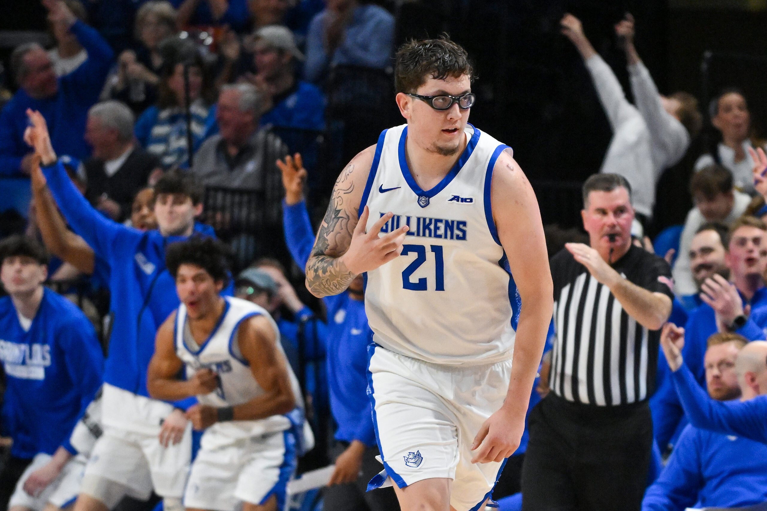 Feb 28, 2026; St. Louis, Missouri, USA; Saint Louis Billikens center Robbie Avila (21) reacts after making a three point shot against the Duquesne Dukes during the second half at Chaifetz Arena. Mandatory Credit: Jeff Curry-Imagn Images