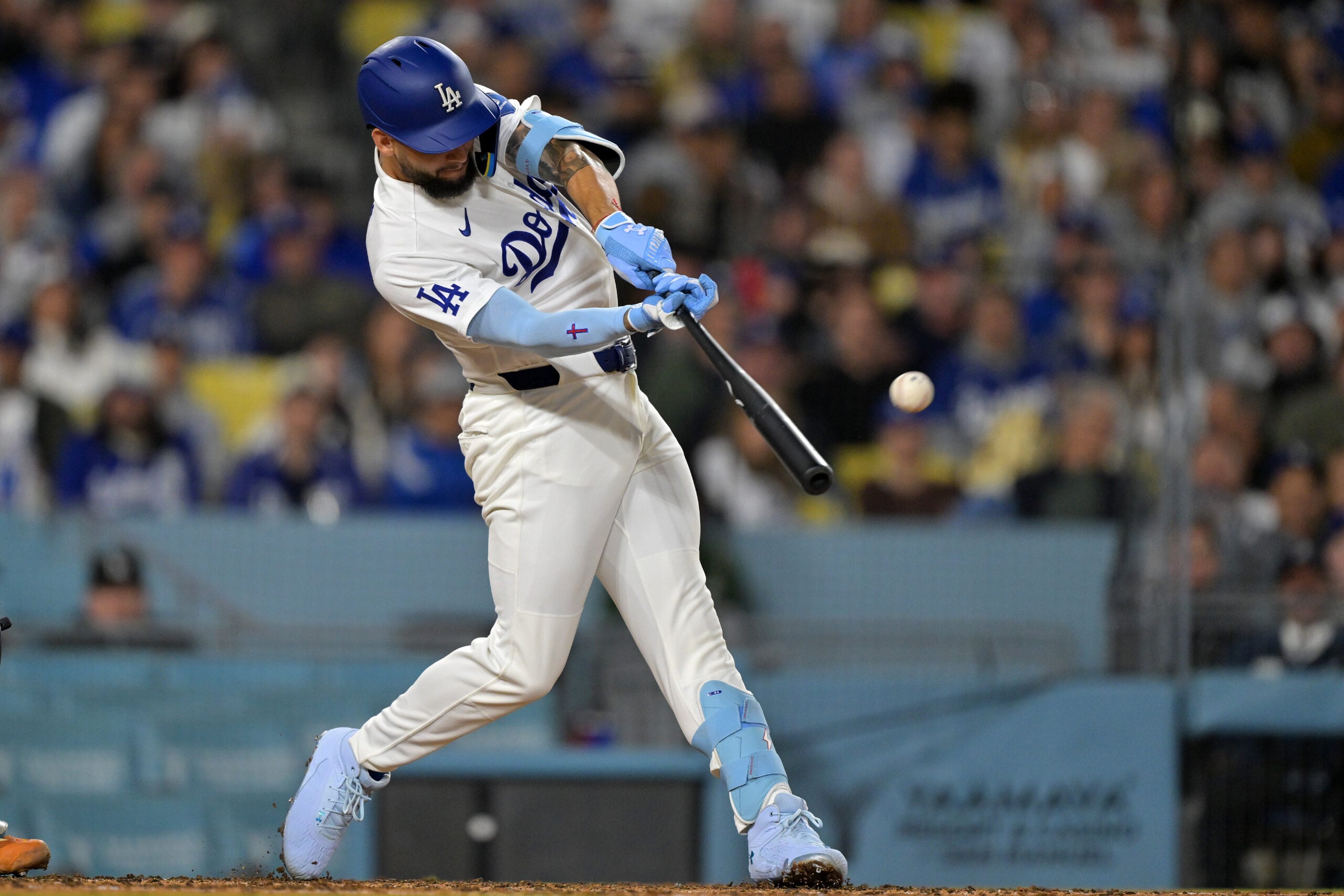 Apr 13, 2026; Los Angeles, California, USA; Los Angeles Dodgers center fielder Andy Pages (44) hits a three run home run against the New York Mets during the third inning at Dodger Stadium. Mandatory Credit: Jayne Kamin-Oncea-Imagn Images